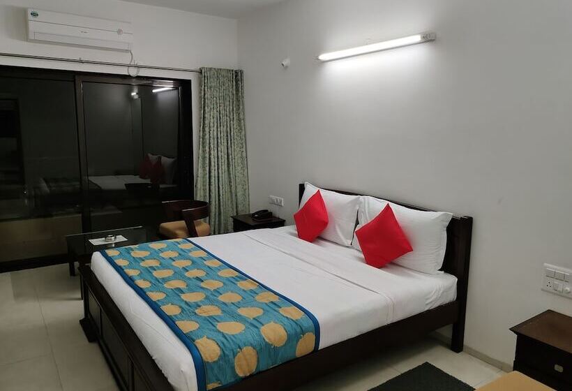 بنسيون Sapphero Resorts A Unit Of Shri Sai Hospitality