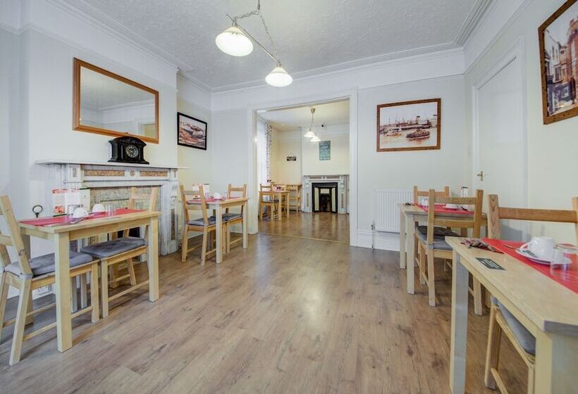 펜션 The Regents Guest House