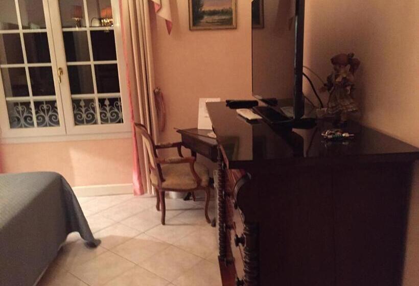 Villa Manù B&b Chambre D'hote