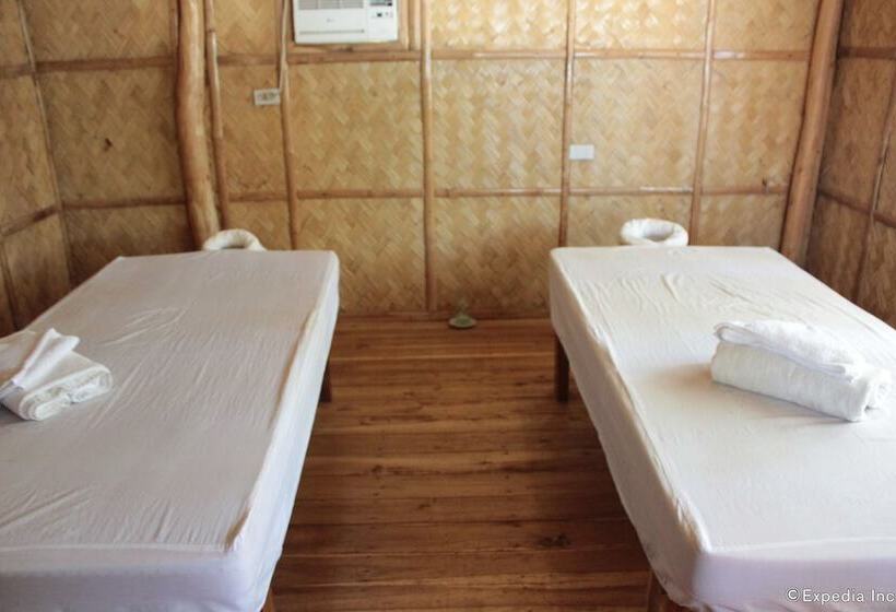 تختخواب و صبحانه Cashew Grove Beach Resort