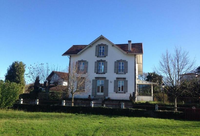 ベッドアンドブレックファースト Chalet Elisa Chambre D'hôtes