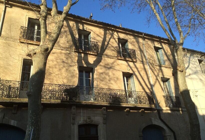 ベッドアンドブレックファースト Chambres D Hôtes La Cour D été