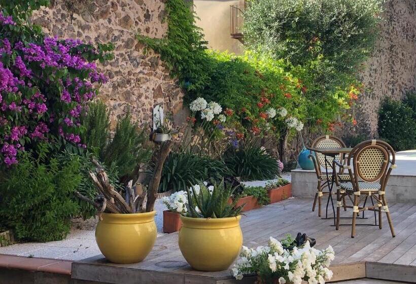 تختخواب و صبحانه La Casa Occitane