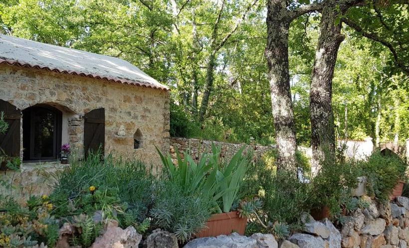 צימר Le Donjon Des Combes Et Son Spa