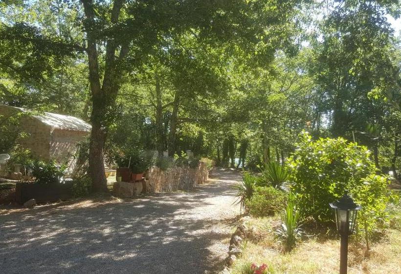 צימר Le Donjon Des Combes Et Son Spa