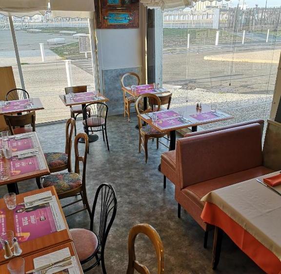 فندق Hôtel La Jetée Sud