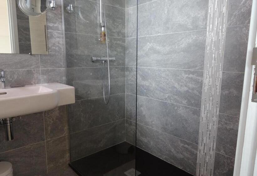 בית מלון כפרי Uhainak