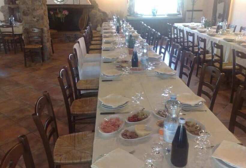 فندق Agriturismo Rocce Bianche   Bungalows