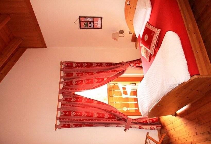 בית מלון כפרי Garni Biancaneve Ruffrè Mendola