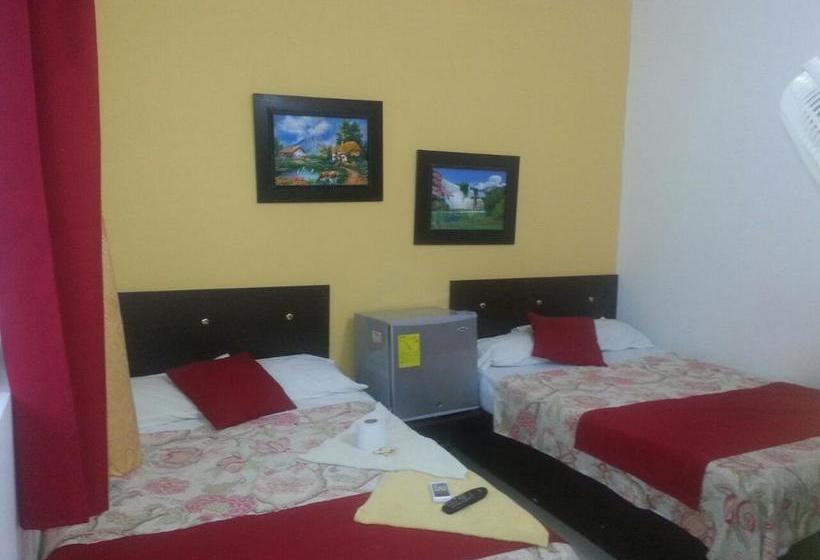 هتل Villa Real Tolú