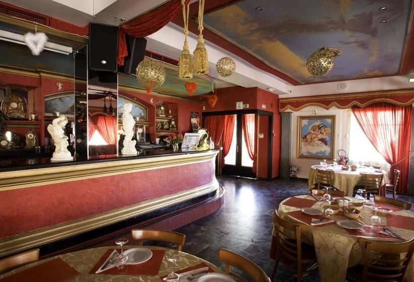 هتل Albergo