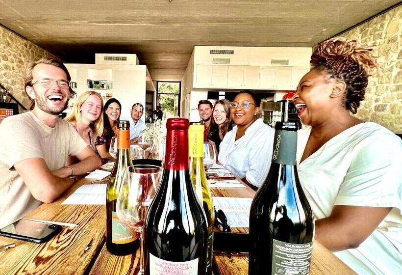 Отель Valdonica Winery Fine Dine & Wine