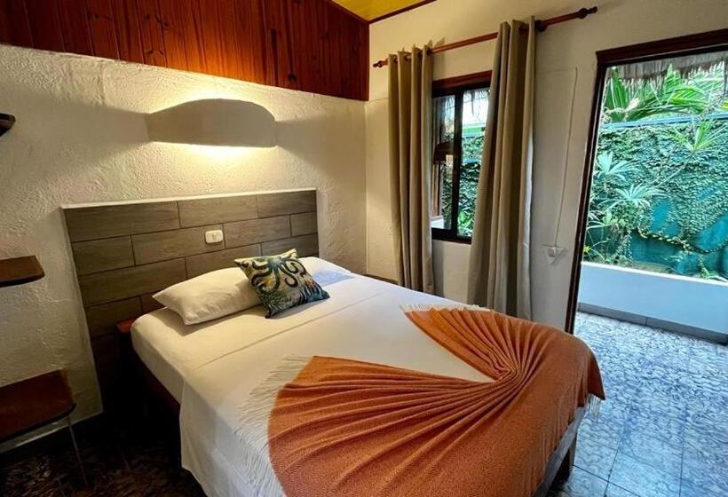 فندق صغير Cabinas Montesol