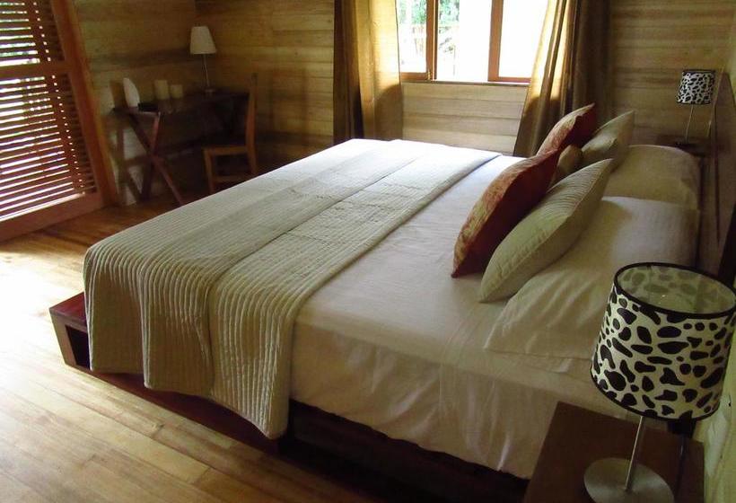 مبيت وإفطار Natura Lodges