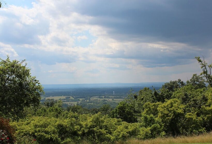 ホテル Antietam Overlook Farm