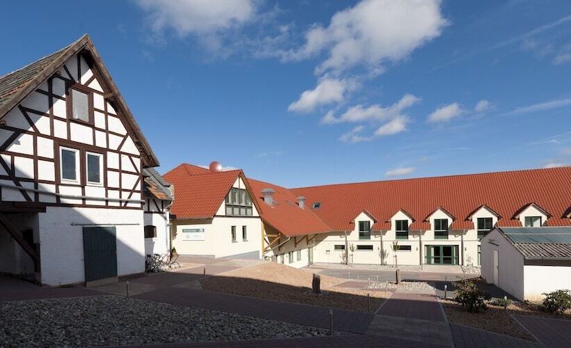 호텔 Apartments Golfpark Schlossgut Sickendorf