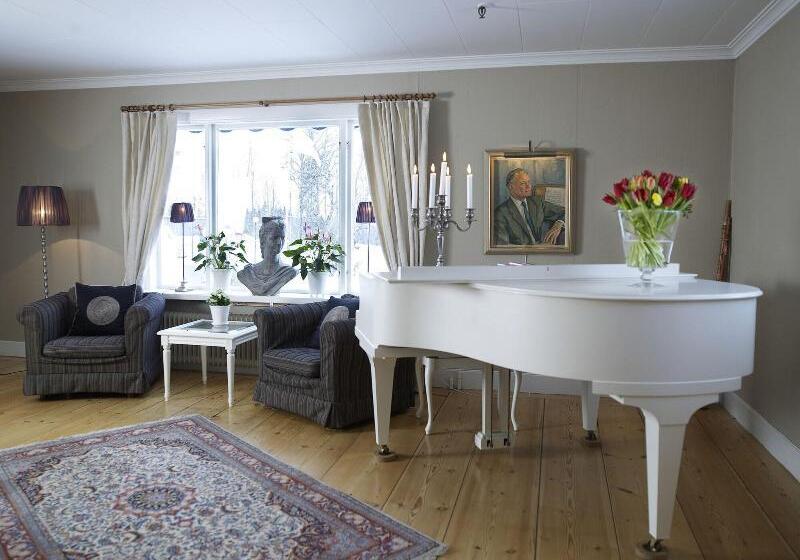 בית מלון כפרי L Villa Långbers