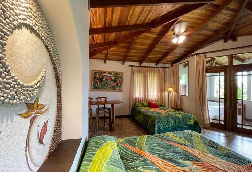 فندق Lost Iguana Resort And Spa