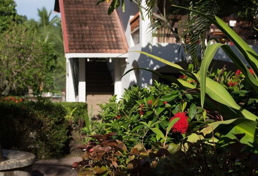 هتل Pochote Grande