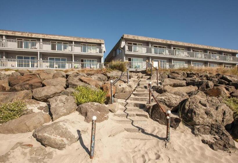 호텔 Surfside Resort