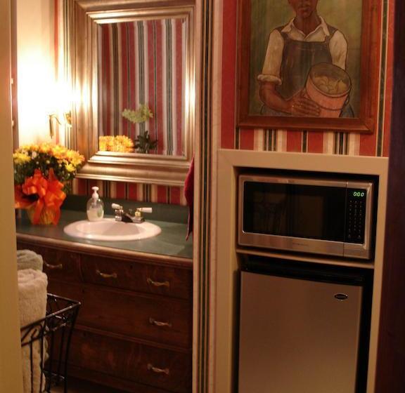 هتل The Lattice Inn