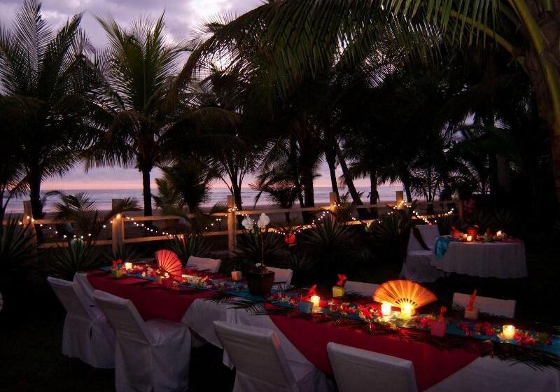 تختخواب و صبحانه Encantada Ocean Cottages