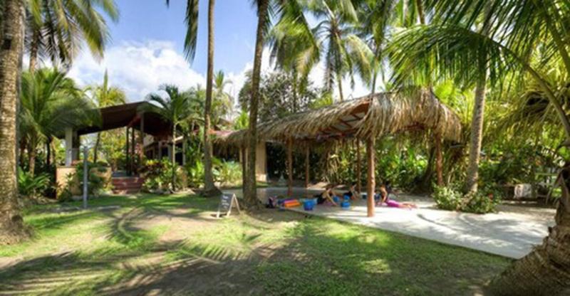 تختخواب و صبحانه Encantada Ocean Cottages