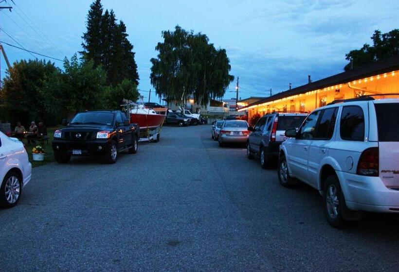 Boundary Motel