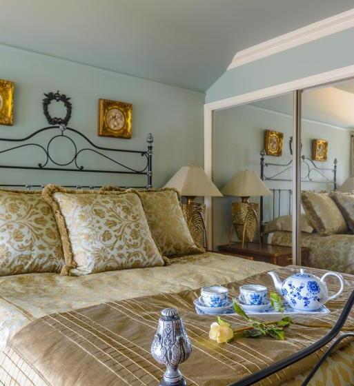 هتل Crystal S View Bed & Breakfast