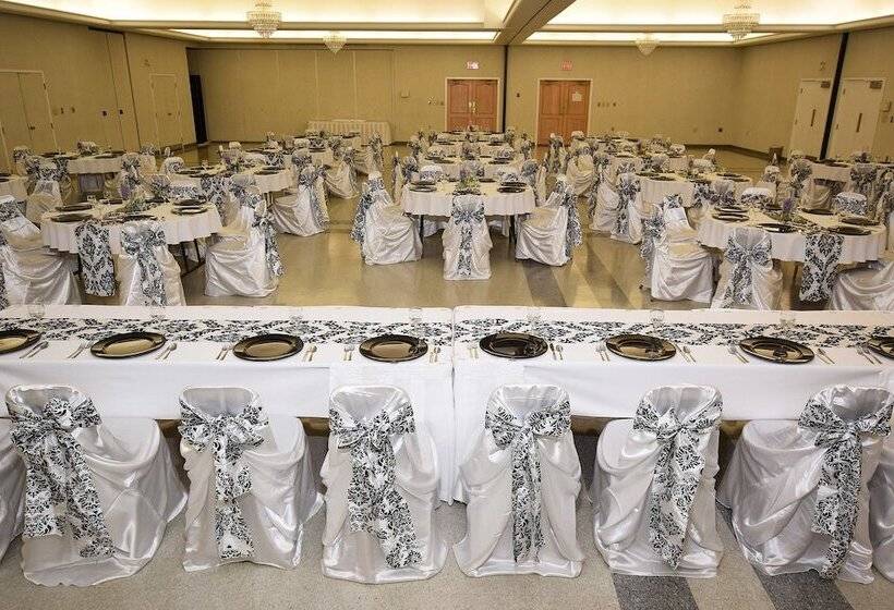 فندق Lakeland Inn