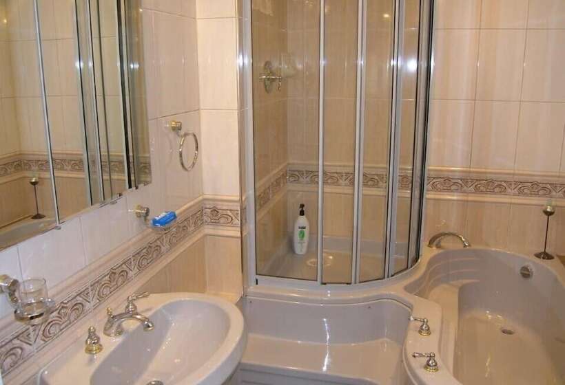 هتل Ocean Breeze Executive Bed And Breakfast