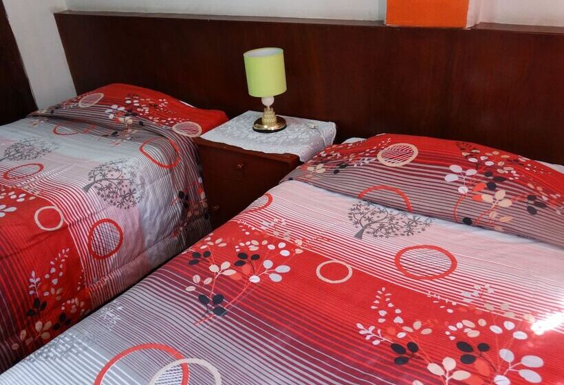ホテル Presidente Inn   Hostel