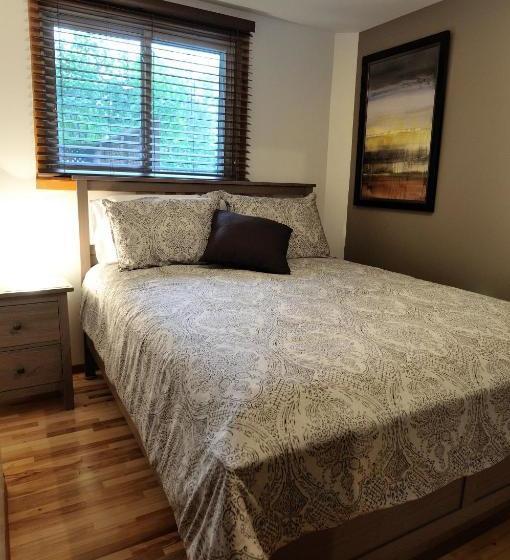 בית מלון כפרי Résidence Touristique Chicoutimi