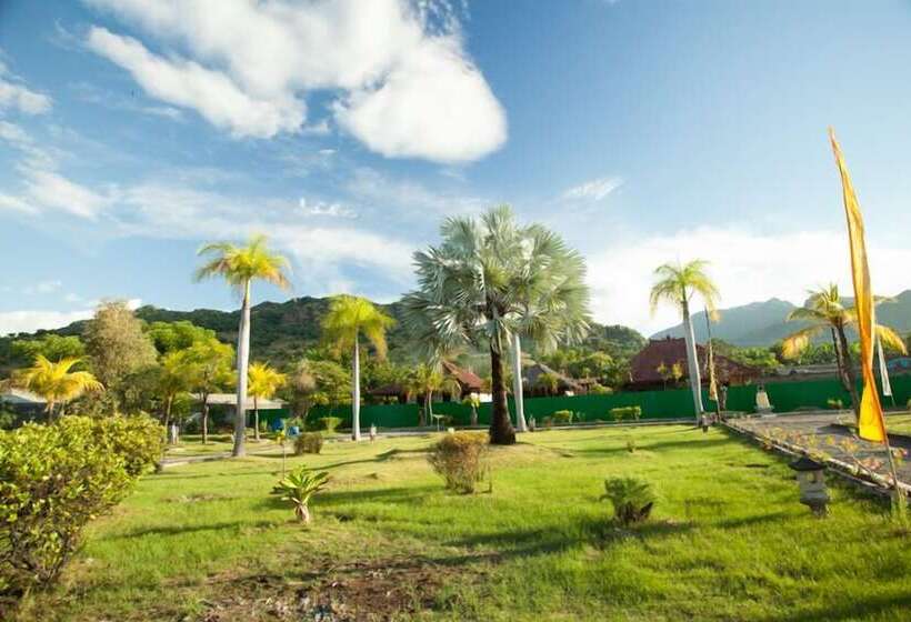호텔 Segara Bukit Seaside Cottages