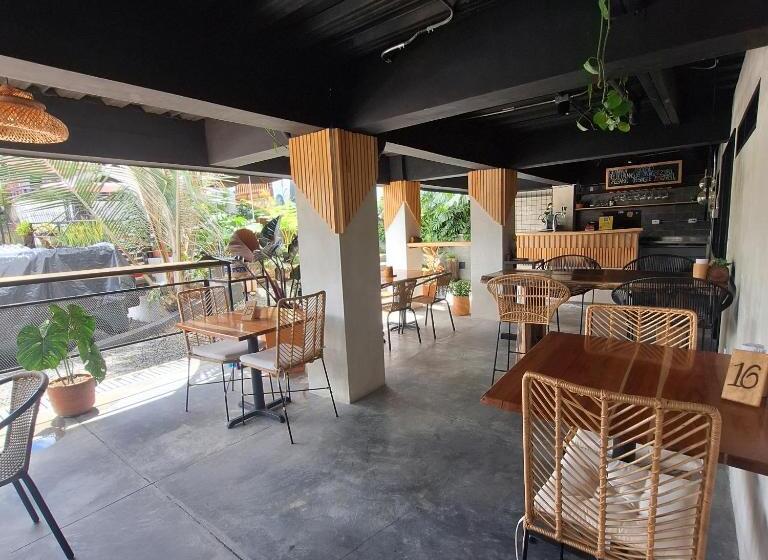 هتل Balcones Del Ayer