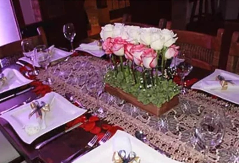 هتل Club Campestre El Bosque De La Villa