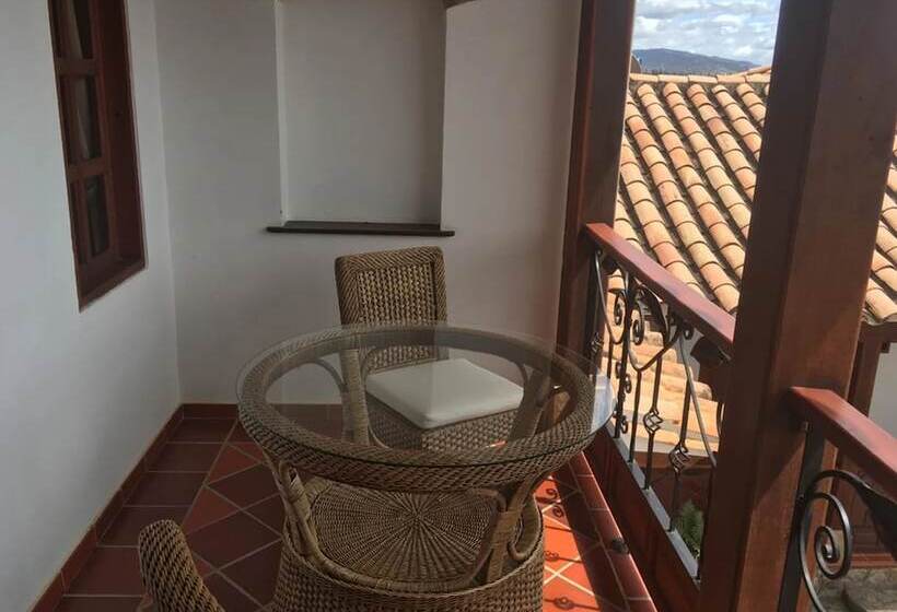 هتل Club Campestre El Bosque De La Villa