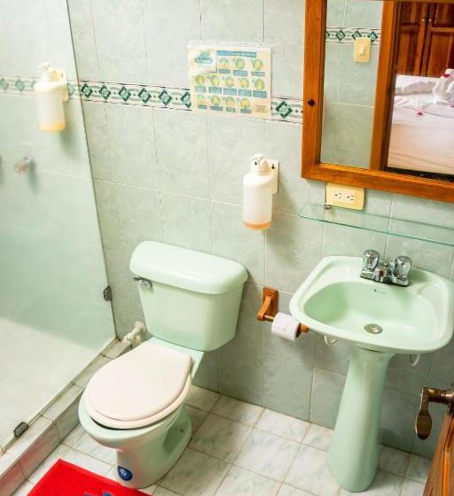 هتل Hostal San Jorge