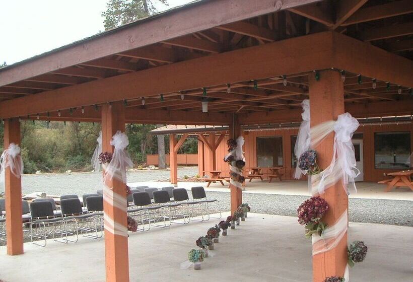 فندق Oyster Bay Resorts