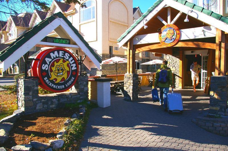 ホテル Samesun Banff Hostel