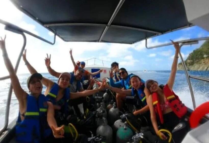 هتل Taganga Dive Inn