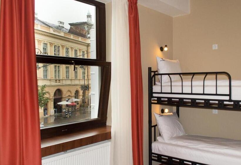 B13 Hostel