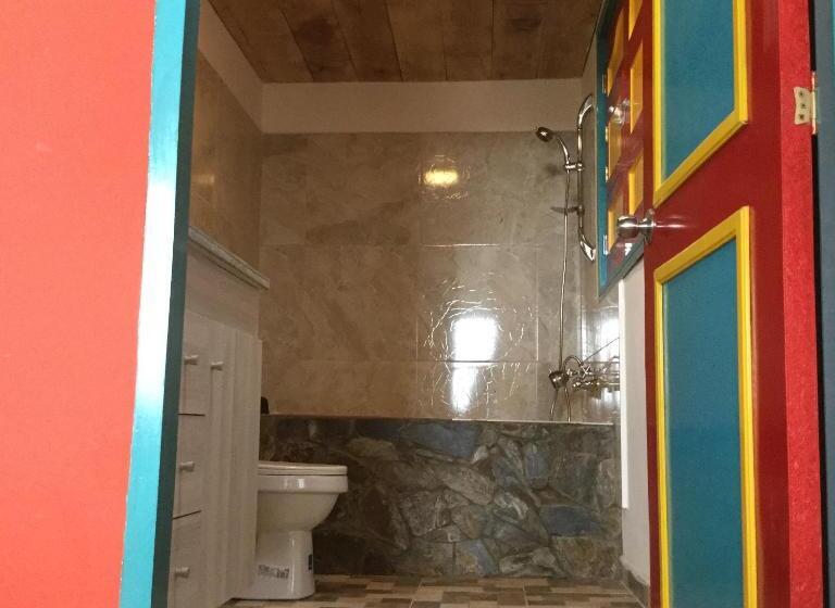 تختخواب و صبحانه Casa Pachamama