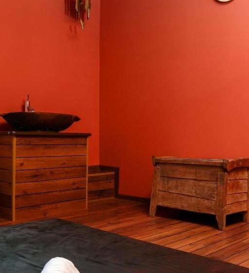 هتل 2d Resort And Spa