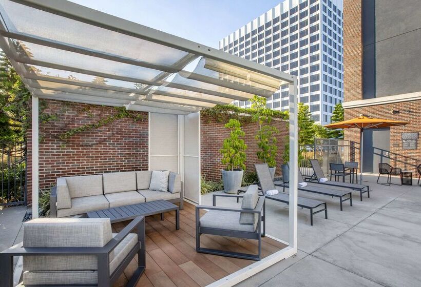 Cambria Hotel Lax