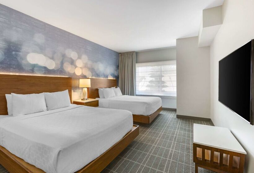 Cambria Hotel Lax