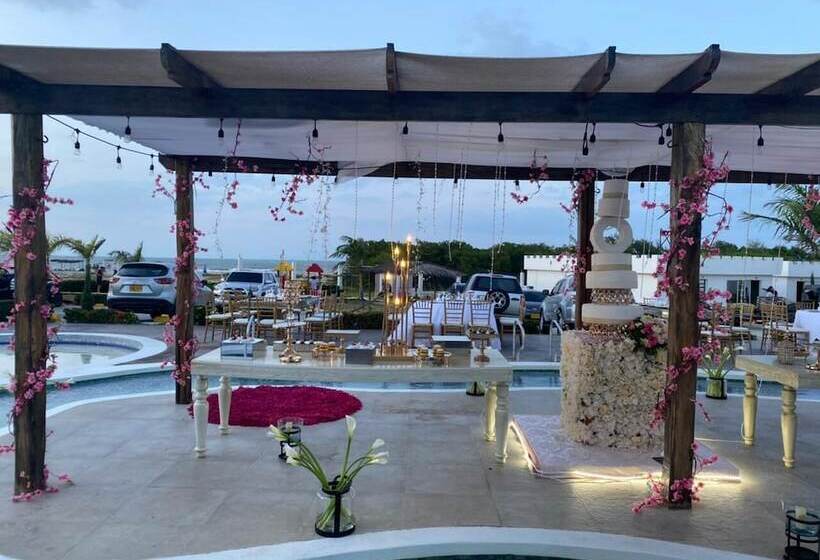 هتل Castillo Del Mar