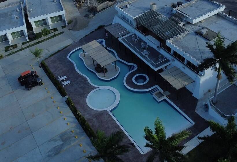 هتل Castillo Del Mar