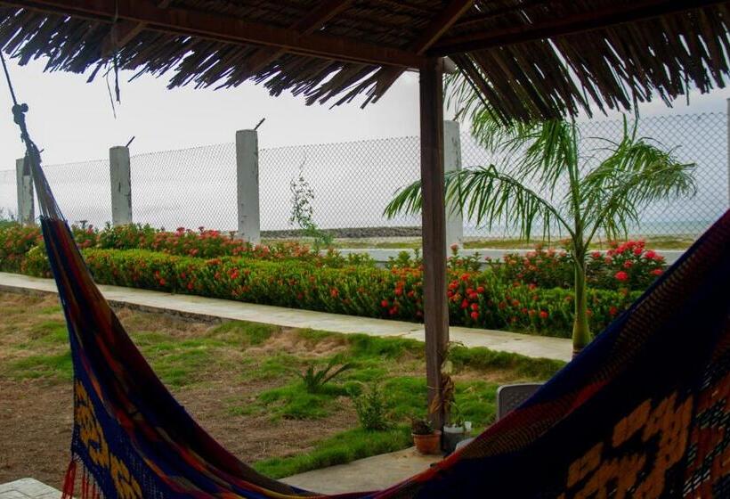 هتل Castillo Del Mar