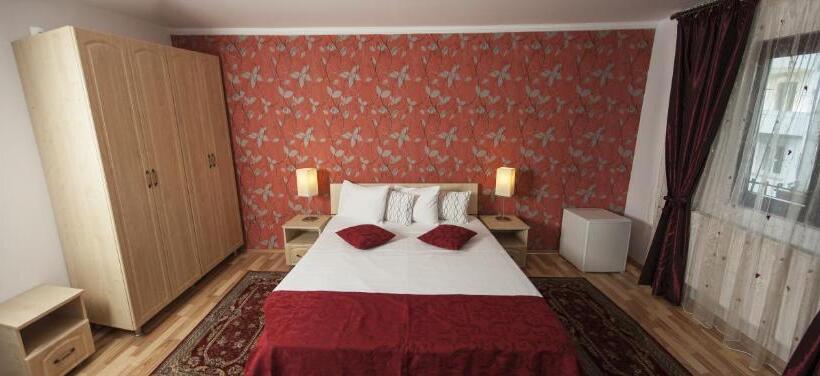 هتل City Garden Rooms And Apartments